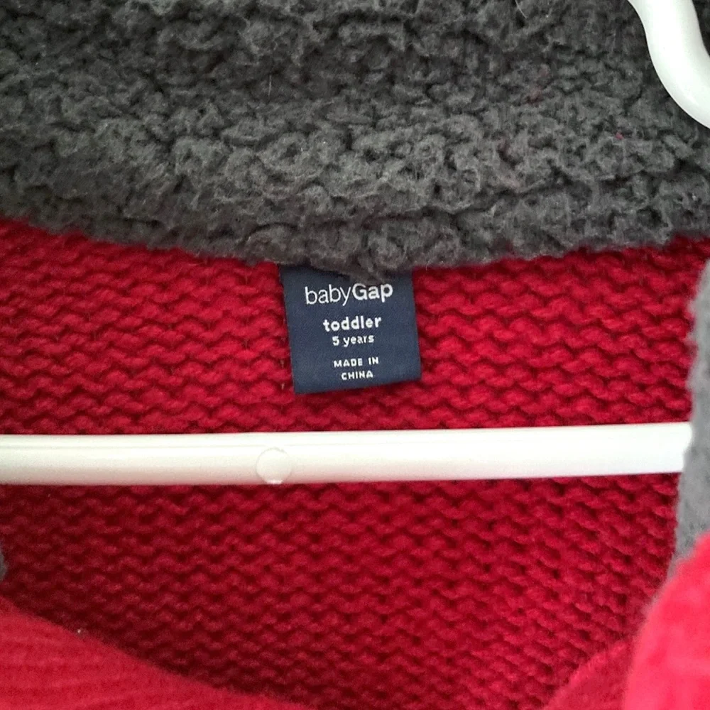 Gap Red Mockneck Sweater & Gray Pants NWT Size 5